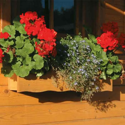 Blumenkasten für Blockbohlenhaus, 130 cm breit 130 cm